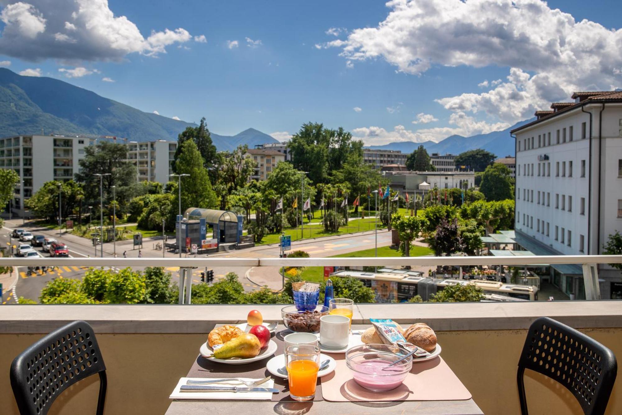 Hotel Rondinella Locarno Extérieur photo
