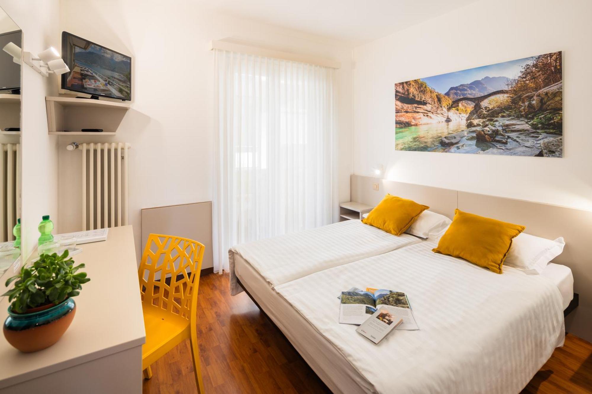 Hotel Rondinella Locarno Extérieur photo